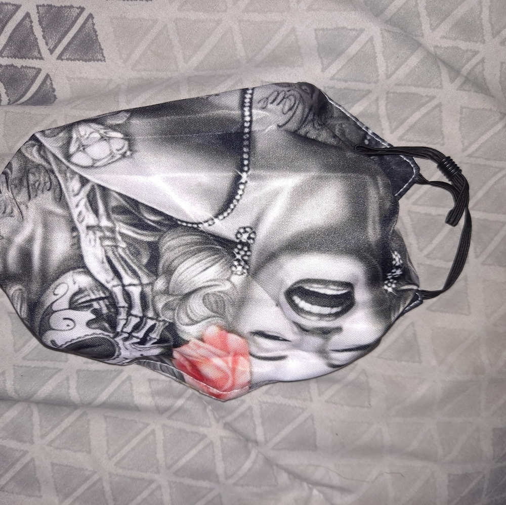 Monroe face mask